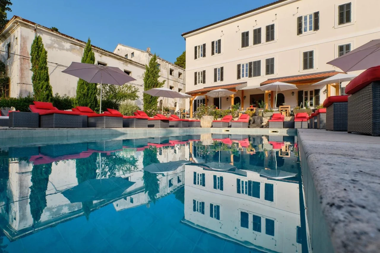 Dolphin House - Appartements avec Services